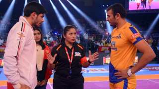 In Match 22 of the Pro Kabaddi League 2017 of Season 5, the
