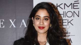 When Janhvi's fashion is on-point at Lakme Fashion