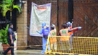 amitabh bachchan house jalsa containment zone