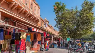 5 best markets in Jaipur for street shopping
