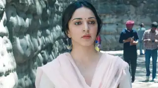 Shershaah (IMDb 8.3) - Kiara plays Captain Vikram Batra's