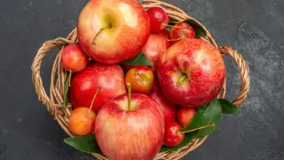 1. Apple: Apples are easy to find and easy on the system.