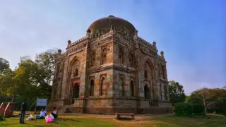 Lodhi Garden: A calm green oasis in the middle of the city,