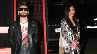 Ranveer Singh appeared before his fans in Mumbai on March