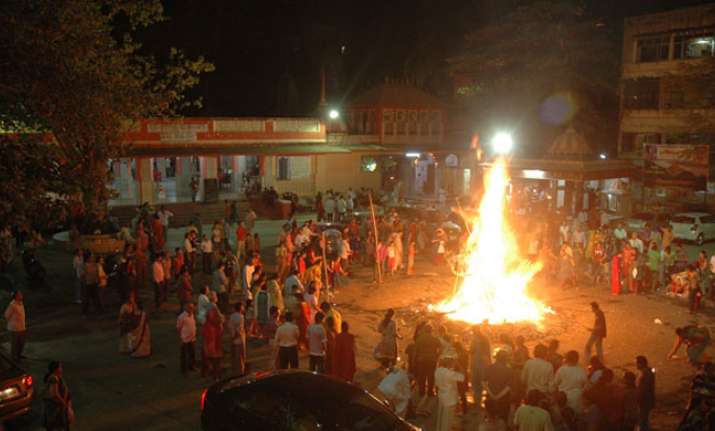 Holi