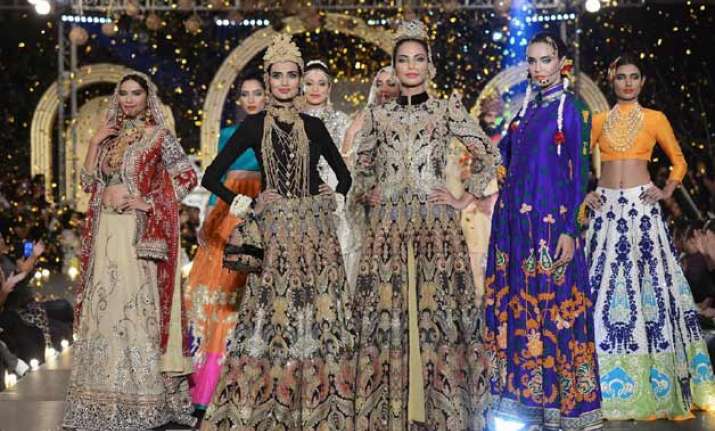 Pakistan Fashion Week 2016