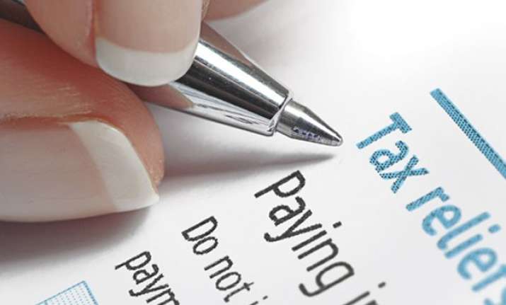 Over 52,000 profitable companies pay nil tax