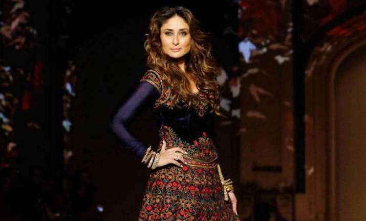 Kareena Kapoor at Lakme Fashion Week 2016