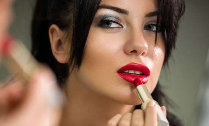 Tips to get the perfect lip colour for your skin tone