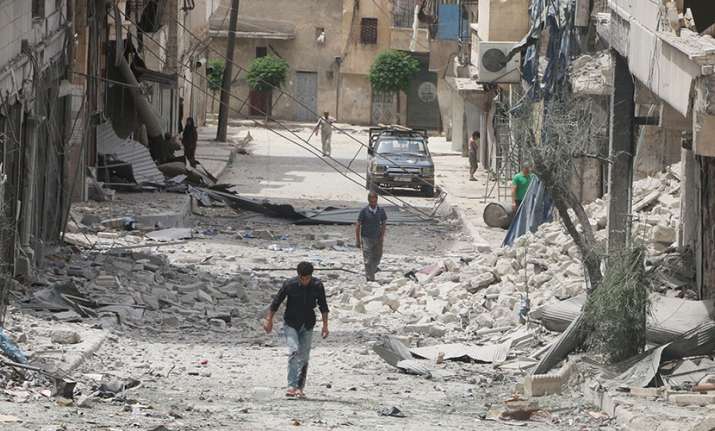 Aleppo ceasefire back on track, evacuations to begin on