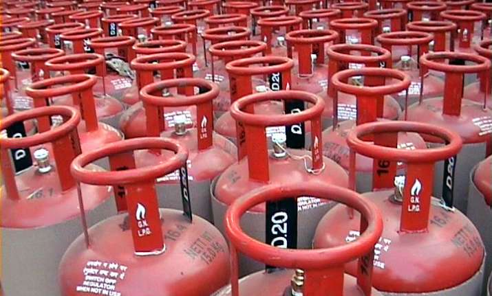 Save Rs 5 on online payment of LPG cylinder