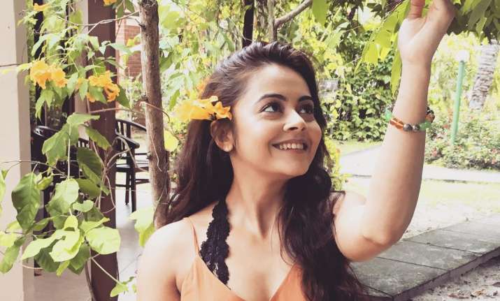 these glamorous avatars of gopi aka devoleena from saathiya will