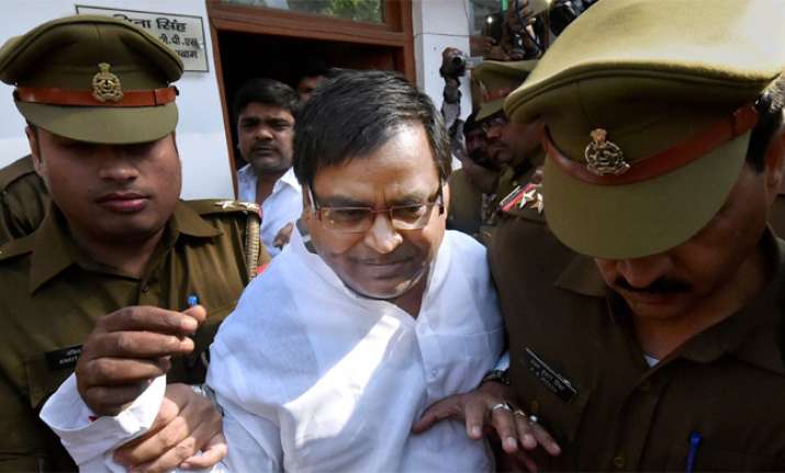 Charge sheet against Prajapati in fake cases against IPS
