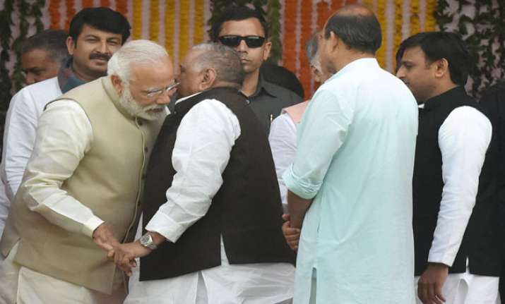 PM Modi all ears to Mulayam
