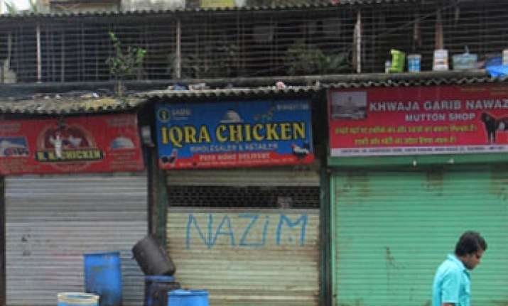 Protesting CM Adityanath’s crackdown, UP meat sellers go