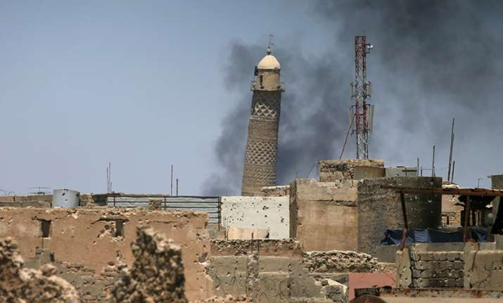 ISIS blows up historic mosque in Mosul where Baghdadi