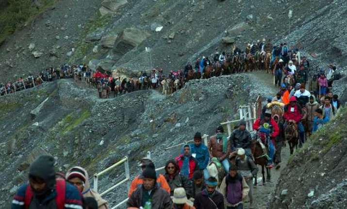 Amarnath Yatra resumes after day-long suspension