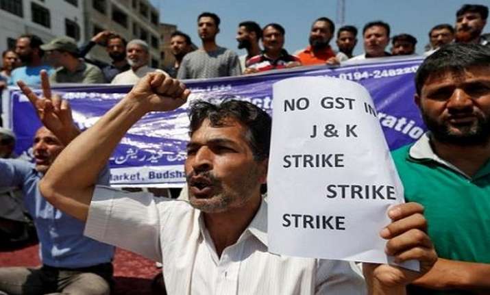 Businesses remain shut in Srinagar against GST