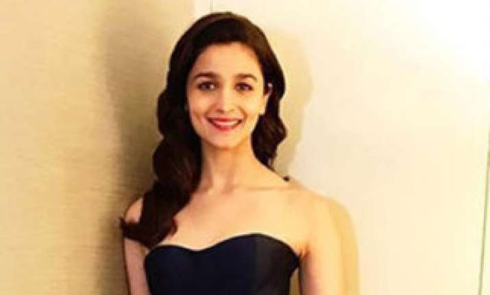 alia bhatt iifa awards 2017