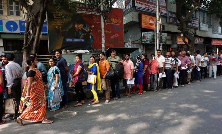Over 90% Indian customers still prefer branch over online