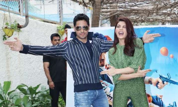 Jacqueline Fernandez and Sidharth Malhotra A Gentleman