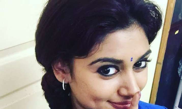 Bigg Boss Tamil contestant Oviya Helen summoned by police