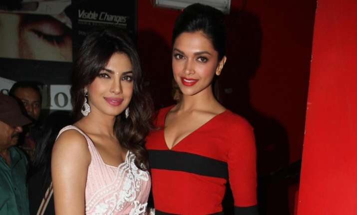 Teen Choice 2017 Award: Priyanka Chopra, Deepika Padukone