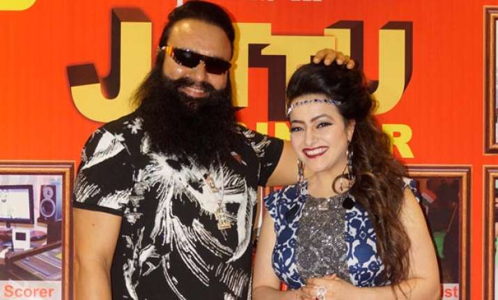 Cops continue hunt for Honeypreet