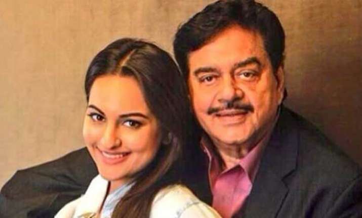 Sonakshi Sinha with father