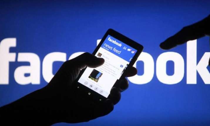 Facebook may soon ask you to upload your photo to confirm