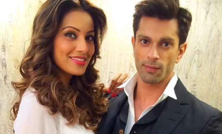Bipasha Basu graces The Drama Company with husband Karan