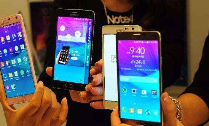Phablets will far outpace total market growth by climbing