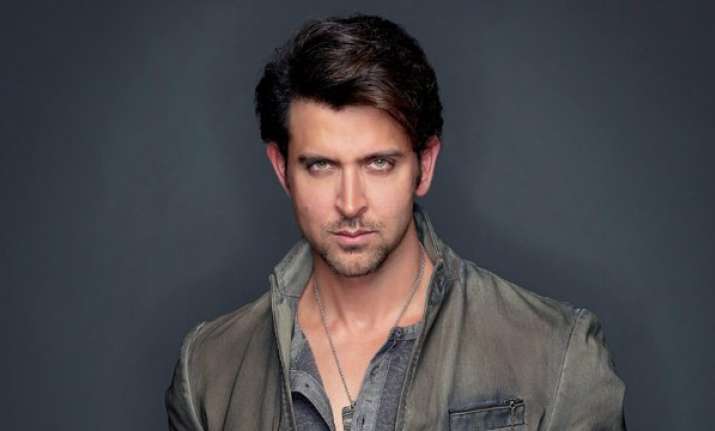 Hrithik Roshan to play lead role in Super 30