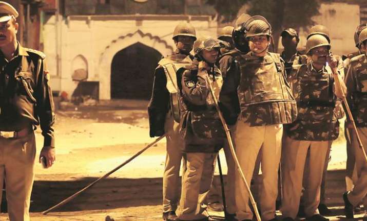 Delhi Police restricts all vehicular movement in CP after