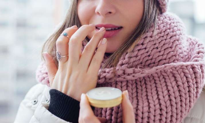 Simple tips to maintain a healthy lifestyle in winter