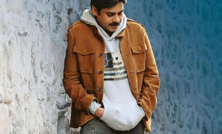 Pawan Kalyan starrer Agnyaathavaasi to have 7 shows in