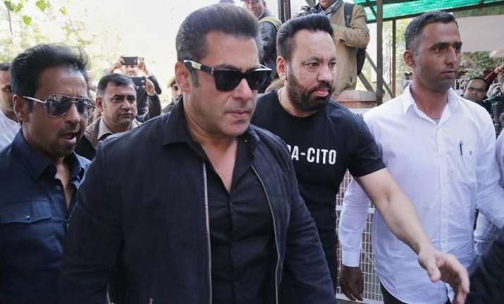 Salman Khan appears in Jodhpur court for hearing in