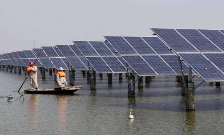 Solar, wind power tariffs may dip below Rs 2/unit in 2-3
