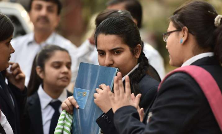 CBSE warns students against fake 'leaked' question papers