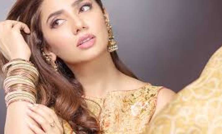 Raees actress Mahira Khan says Hindi film industry was never her aim