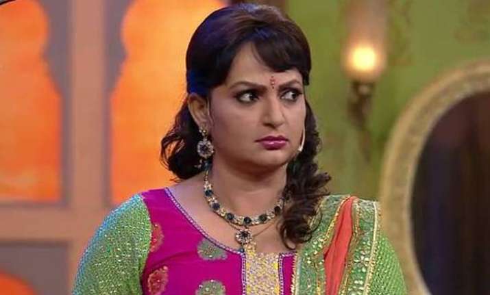 The Kapil Sharma Show's Pinky Bua aka Upasana Singh escapes molestation