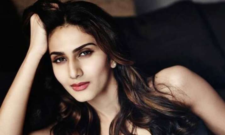 Oops This Popular Bollywood Actress Wants To Block Vaani Kapoor S Number Celebrities News