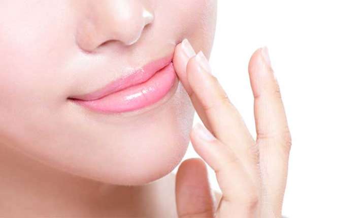 Using balms with superfoods, coconut oil can be beneficial,