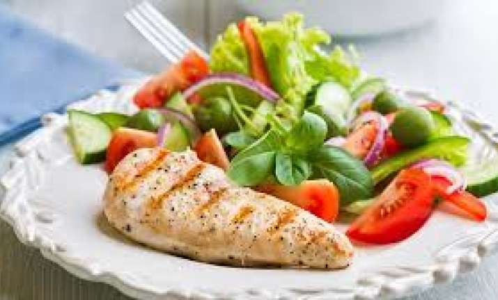Suffering from diabetes? Go for low carb diet