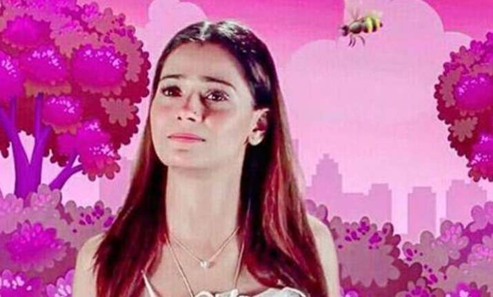 Sara Khan lands in legal trouble for web show Bitchy Bee