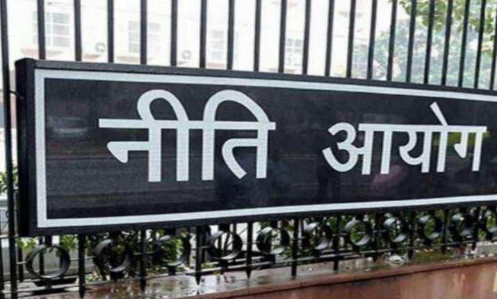 'Niti Aayog working on proposal to replace LPG subsidy with