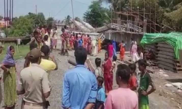 Bridge collapses in West Bengal