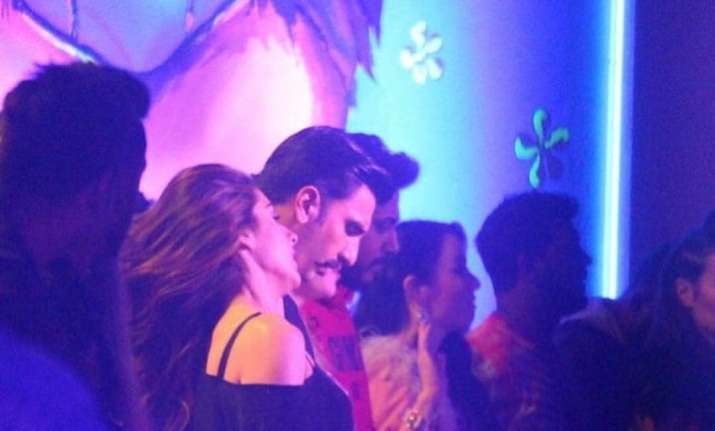 Simmba: Ranveer Singh, Sara Ali Khan shoot for dance