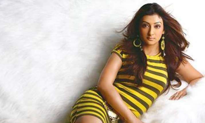Kumkum actress Juhi Parmar has no qualms about playing