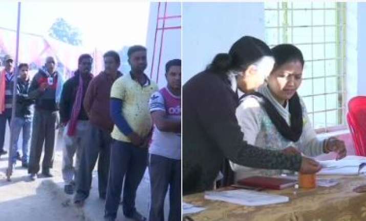Voting for final phase underway